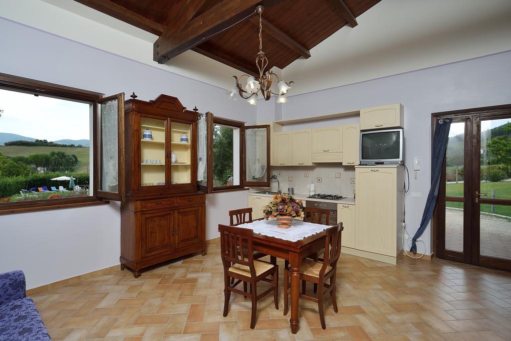 Agriturismo I Granai Crocemaroggia ภายนอก รูปภาพ
