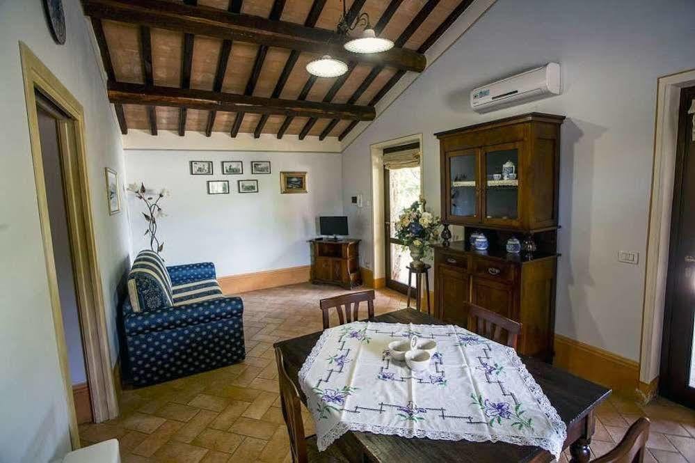 Agriturismo I Granai Crocemaroggia ภายนอก รูปภาพ
