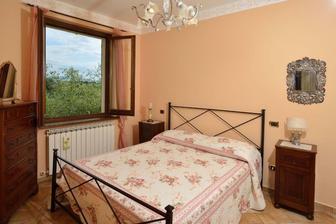 Agriturismo I Granai Crocemaroggia ภายนอก รูปภาพ